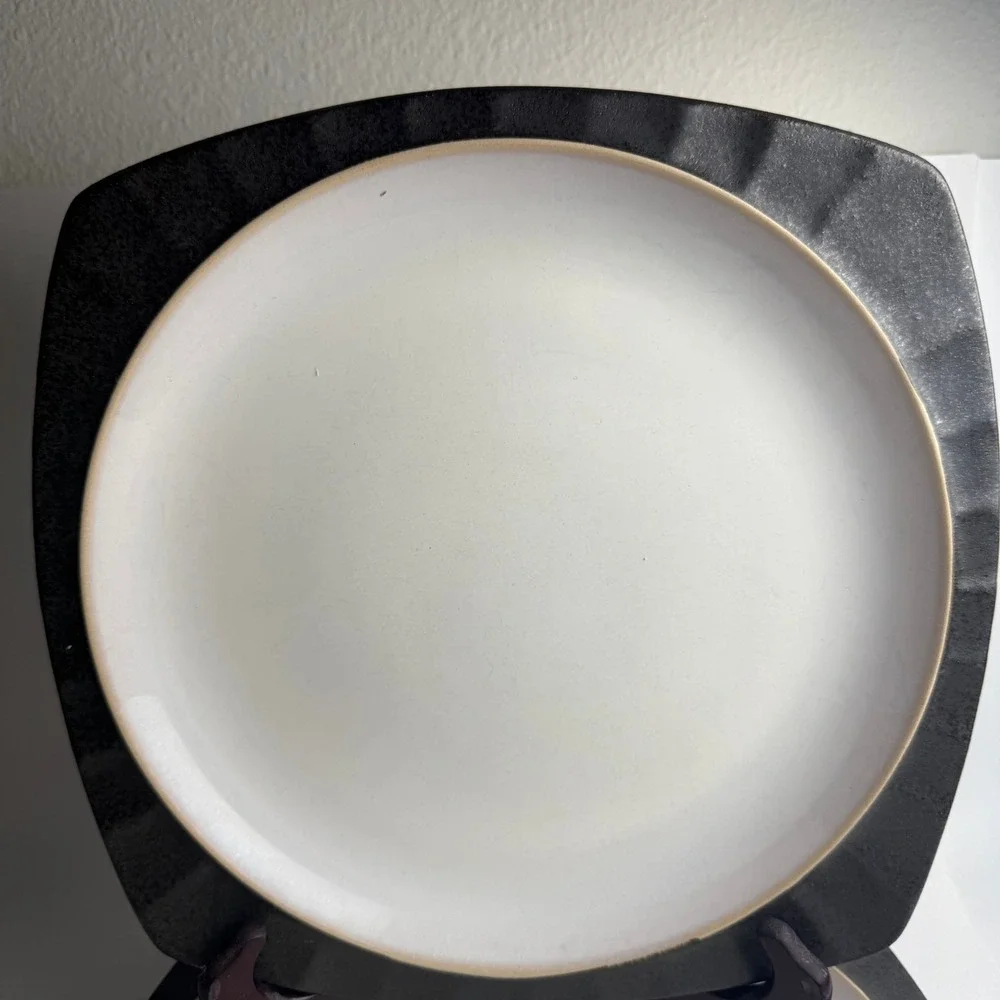 Sango Contrast Charcoal 4705 Dinner Plates Set of 4 Square Scalloped Stoneware‎